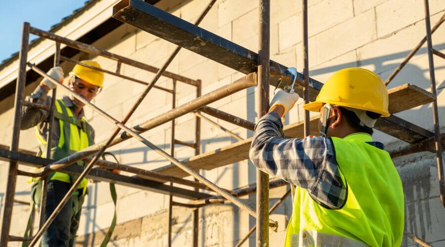 Expert Emergency Roof Repairs services in Thackerville, OK